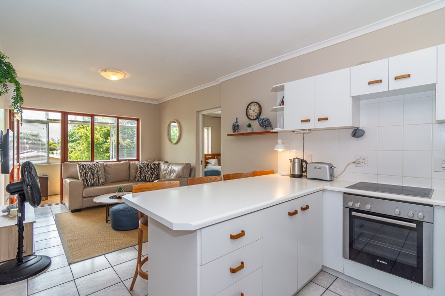 To Let 1 Bedroom Property for Rent in Northcliff Western Cape